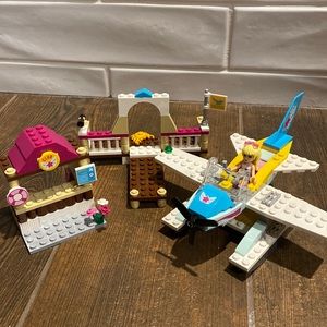Lego Friends 3063 Heart Lake Flying Club